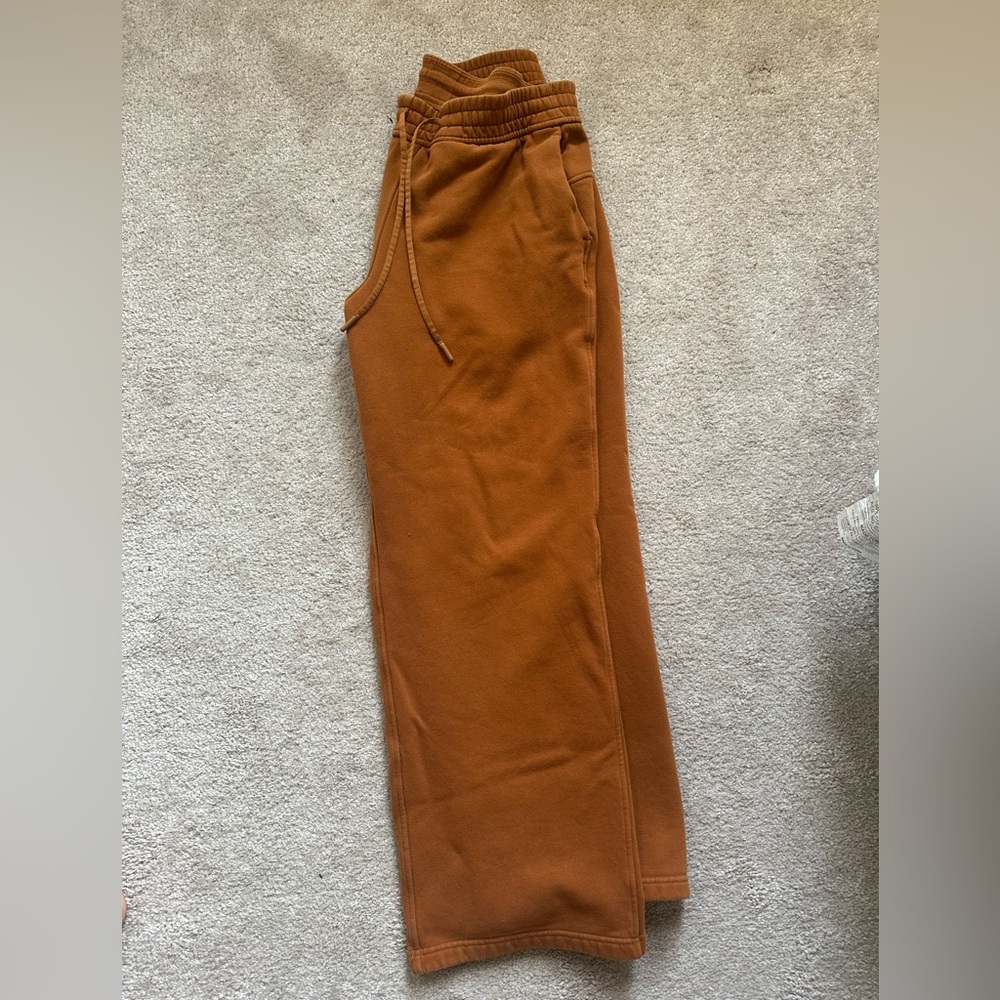 Lululemon Loungeful Straight Leg Pant Sweatpants
